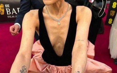 “La peau sur les os” : les dernières photos d’Ariana Grande confirment le pire, la chanteuse au plus mal